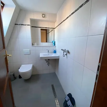 Guest house Zimmervermietung Abir *