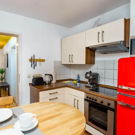 2r Perfect For Families! Kitchen - Parking - Netflix Dresden