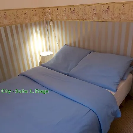 City-ferienwohnungen-dresden - Zentral Gelegen Im Haus Louisenstrasse 11 - Dresden-neustadt * Dresde