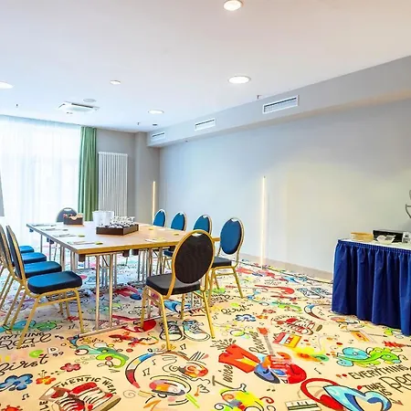 Mightytwice Hotel Dresda