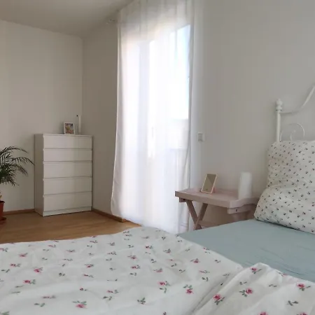 아파트 Gemuetliches In Geraeumiger Gemeinschaftswohnung 드레스덴