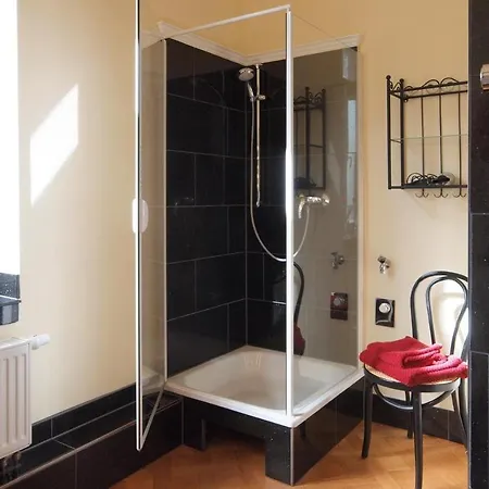 Haniel Hugo Apartment