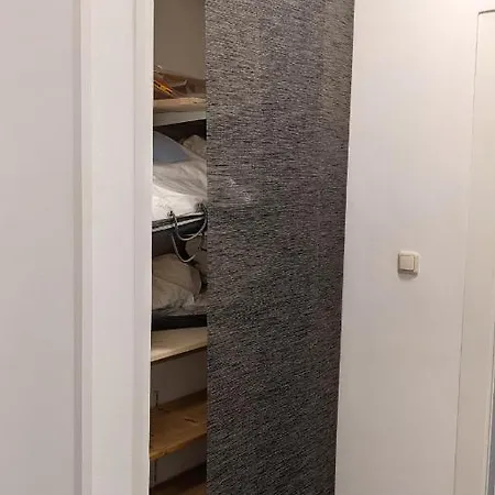 Apartment Striesener Idylle, Ruhig Und Gruen In Elbnaehe Dresden