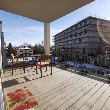 Apartment Gemuetliches In Geraeumiger Gemeinschaftswohnung Dresden