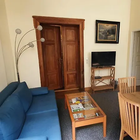 Haniel Carl Apartment