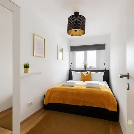 Pineapple Zwinger V - 78 Qm - 1x Free Parking *