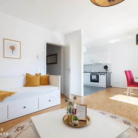 Pineapple Zwinger Ii - 70 Qm - 1x Free Parking *