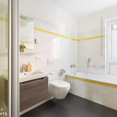 Pineapple Zwinger Ii - 70 Qm - 1x Free Parking Dresden