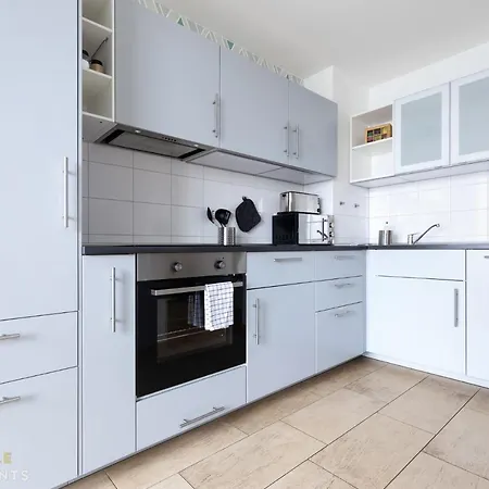 New! Pineapple Zwinger V Dresden