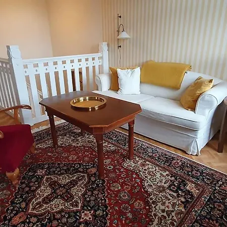 Apartment Maisonettewohnung In Elbnaehe *