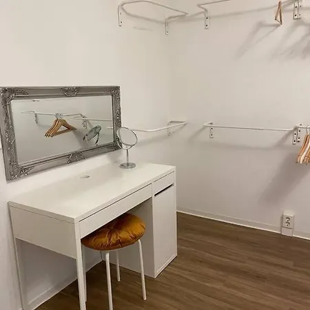 Apartment Uber Den Dachern Im Zentrum Von Dresden