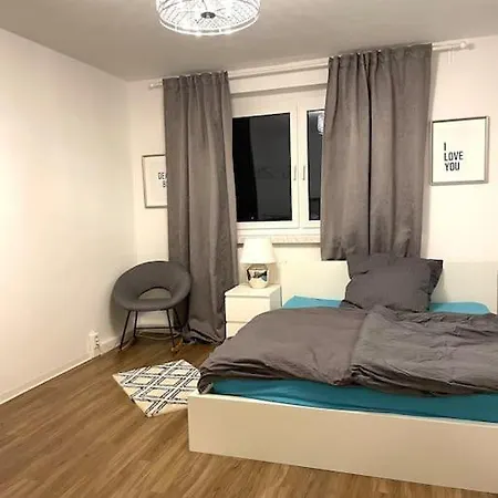 Apartment Uber Den Dachern Im Zentrum Von