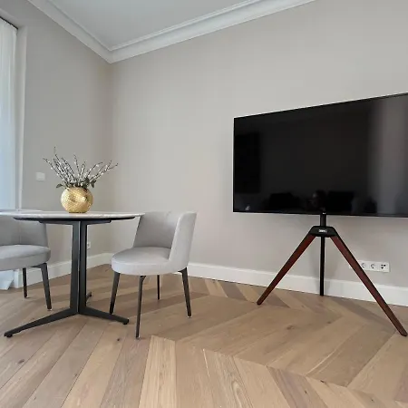 Luxury / 2-raum-apartment An Der Frauenkirche * Dresden