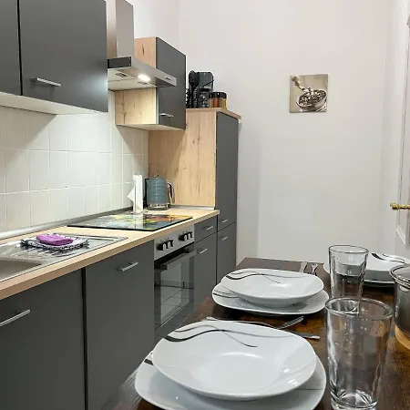 Apartment Neu: Wohnperle*feder