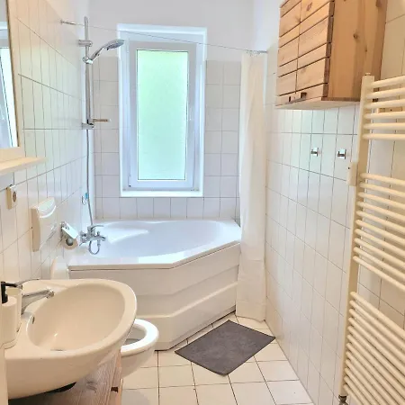 Voll Ausgestattete Ferienwohnung In Apartment