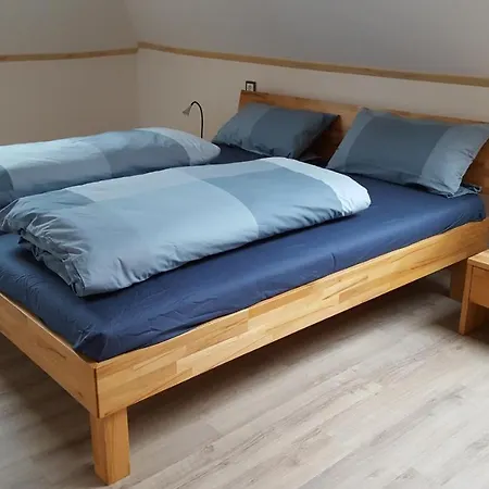 Ferienwohnung Rittergut Rossendorf Apartment *