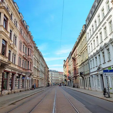 Apartment 5 Min Zur Elbe, Helle Geraeumige 2-raum-whg, Neustadt, Lage *
