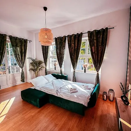 Oasis - Wohnen Im Koenigspark - Elbhang - Grosse Terrasse - Netflix - Tg Apartment Dresden
