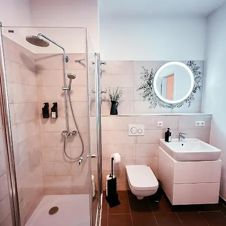 Apartment Oasis - Wohnen Im Koenigspark - Elbhang - Grosse Terrasse - Netflix - Tg Dresden