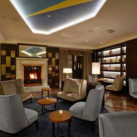 Hotel Gewandhaus Dresden, Autograph Collection