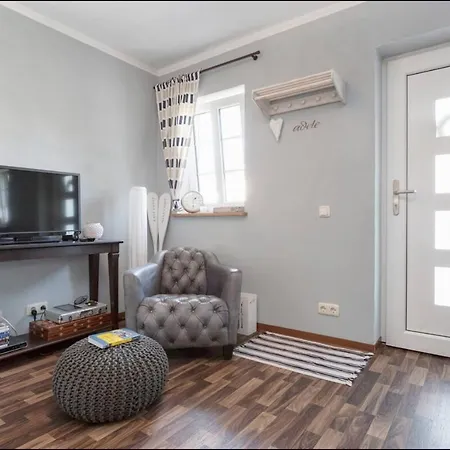 Adele - Ruhig, Direkt Am Elberadweg & Badesee Mit Balkon