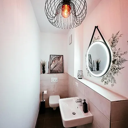 Apartamento Oasis - Wohnen Im Koenigspark - Elbhang - Grosse Terrasse - Netflix - Tg
