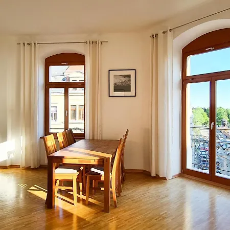 1-raum-wohnung Zentral Gelegen Apartment