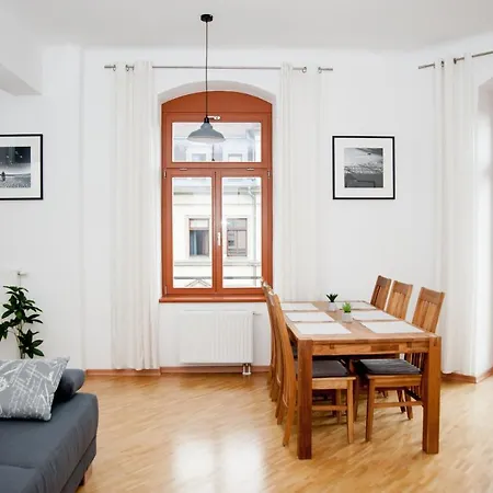 Apartment 1-raum-wohnung Zentral Gelegen Dresden