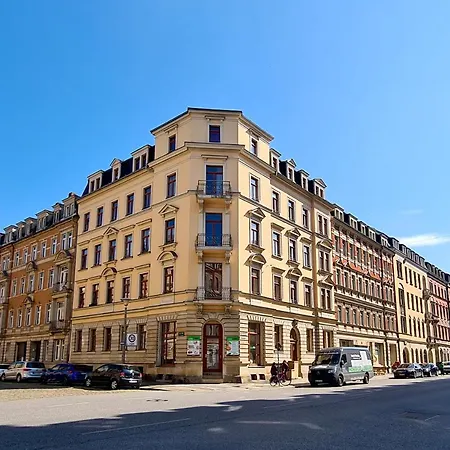 1-raum-wohnung Zentral Gelegen Apartment Dresden
