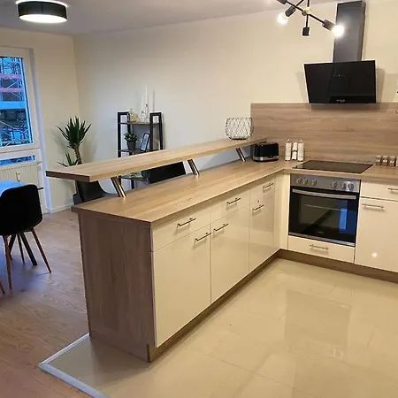 Apartment Stilvolles 60qm Zentrumsnahe 2r *