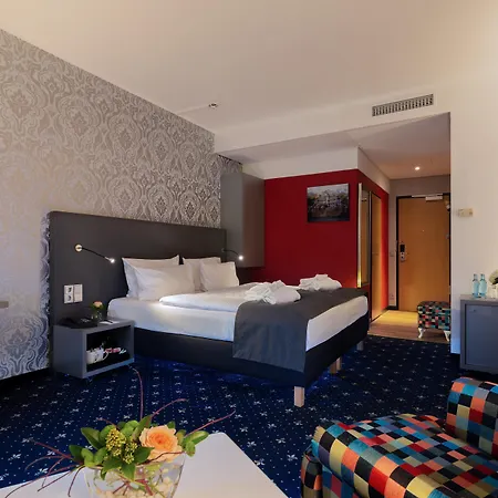 Hotel - South, An Ihg