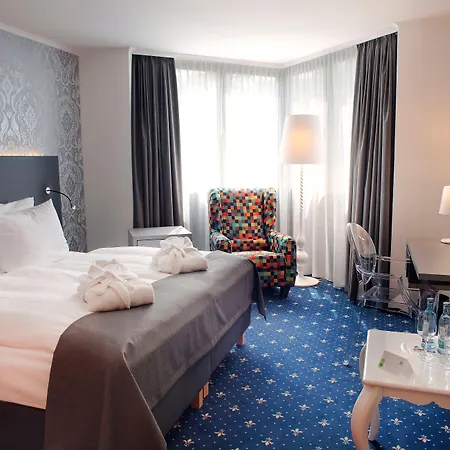 Hotel - South, An Ihg