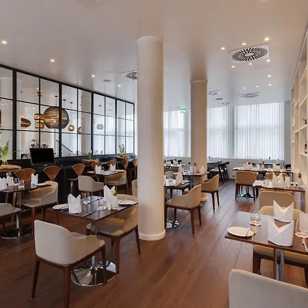 Hotel - Am Zwinger By Ihg 4*