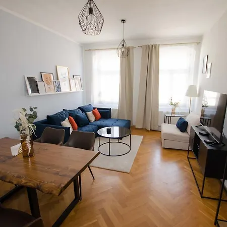Lejlighed Casarina - Stilvoller Altbau In Zentraler Lage