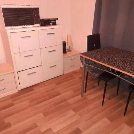 Homestay Gemutliches In Stadtwohnung