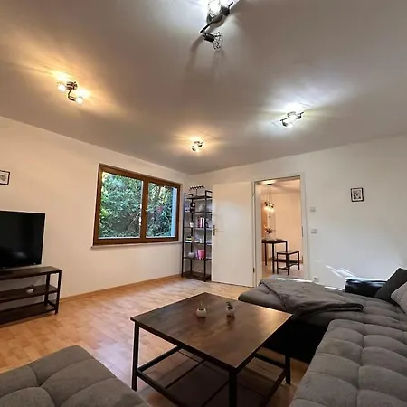 Apartment Neu* 4+1 Personen, Zentrumsnah,ebk, Stellplatz