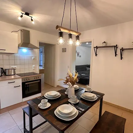Apartment Neu* 4+1 Personen, Zentrumsnah,ebk, Stellplatz Dresden