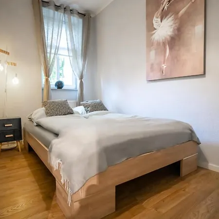 Apartment Toni Charming Im Idyllischem Villenviertel Mit Netflix *