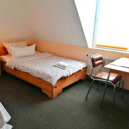 Homestay Am Elbradweg - Nichtraucher-gaestezimmer Weiland Dresden