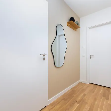 Spaciousliving Zwinger View - Citycenter - Free Parking - 65m2 Apartment *