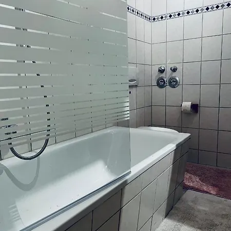 Apartment Charmante In Striesen - Frau Pie *