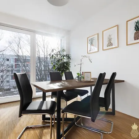 Pineapple Zwinger Viii - 85 Qm - 1x Free Parking *