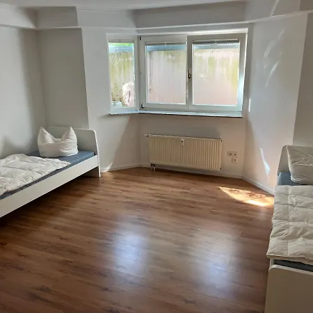 Apartment Gogh *