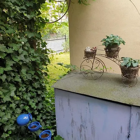 Apartment Elbe Garden Paradise