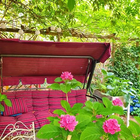 Elbe Garden Paradise Apartment *