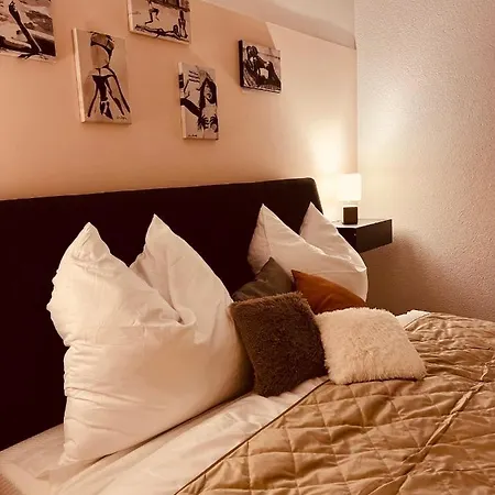Apartment Charmante In Striesen - Frau Pie Dresden