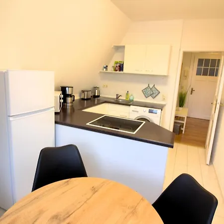 Ara Monteurzimmer Zentrumsnah Kesselsdorferstr Apartment