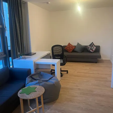 Central Apartment Apartment *