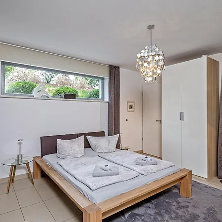 Quartier L Apartment *