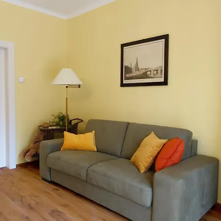 Apartment Ankommen Und Wohlfuehlen! 104 Qm In Altstadt-naehe
